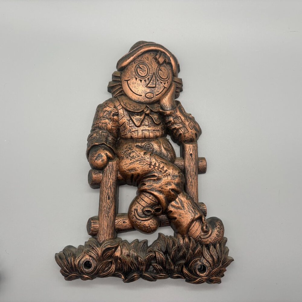 Vintage 1977 Raggedy Ann Wall Plaque Copper Tone Dart Bobbs Merrill